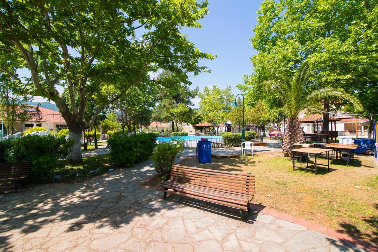 Villa Alexandra Sun เนอาวรัสนา ภายนอก รูปภาพ